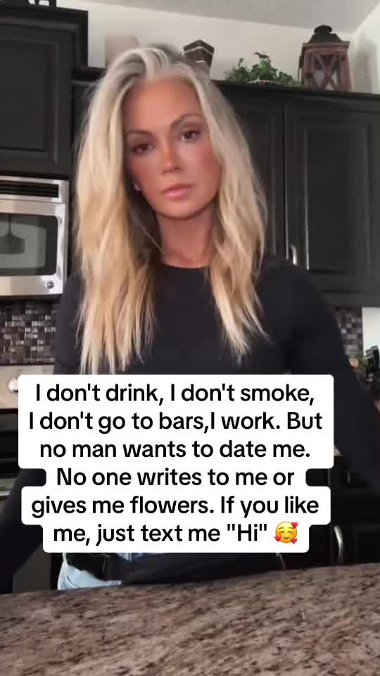 @I need a friend 🥰