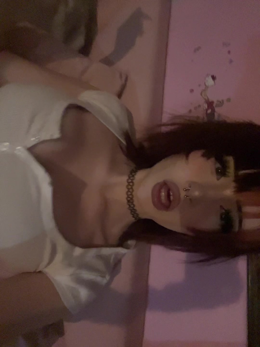 @Ellliee