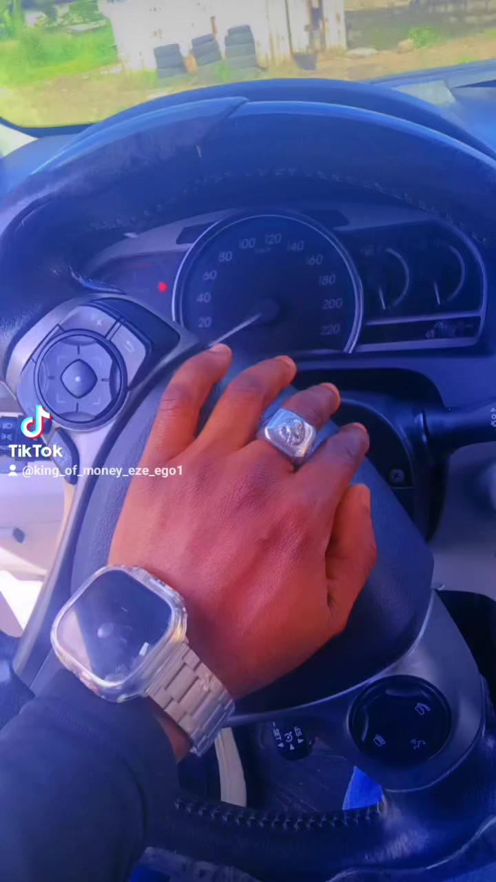 @OWERRI KING OF MONEY (EZE-EGO)
