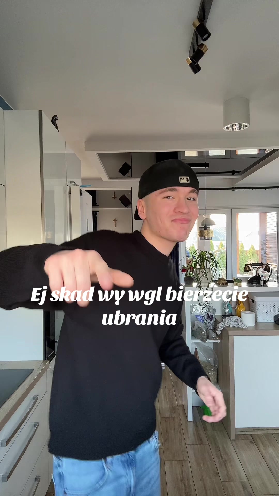 @Maciek