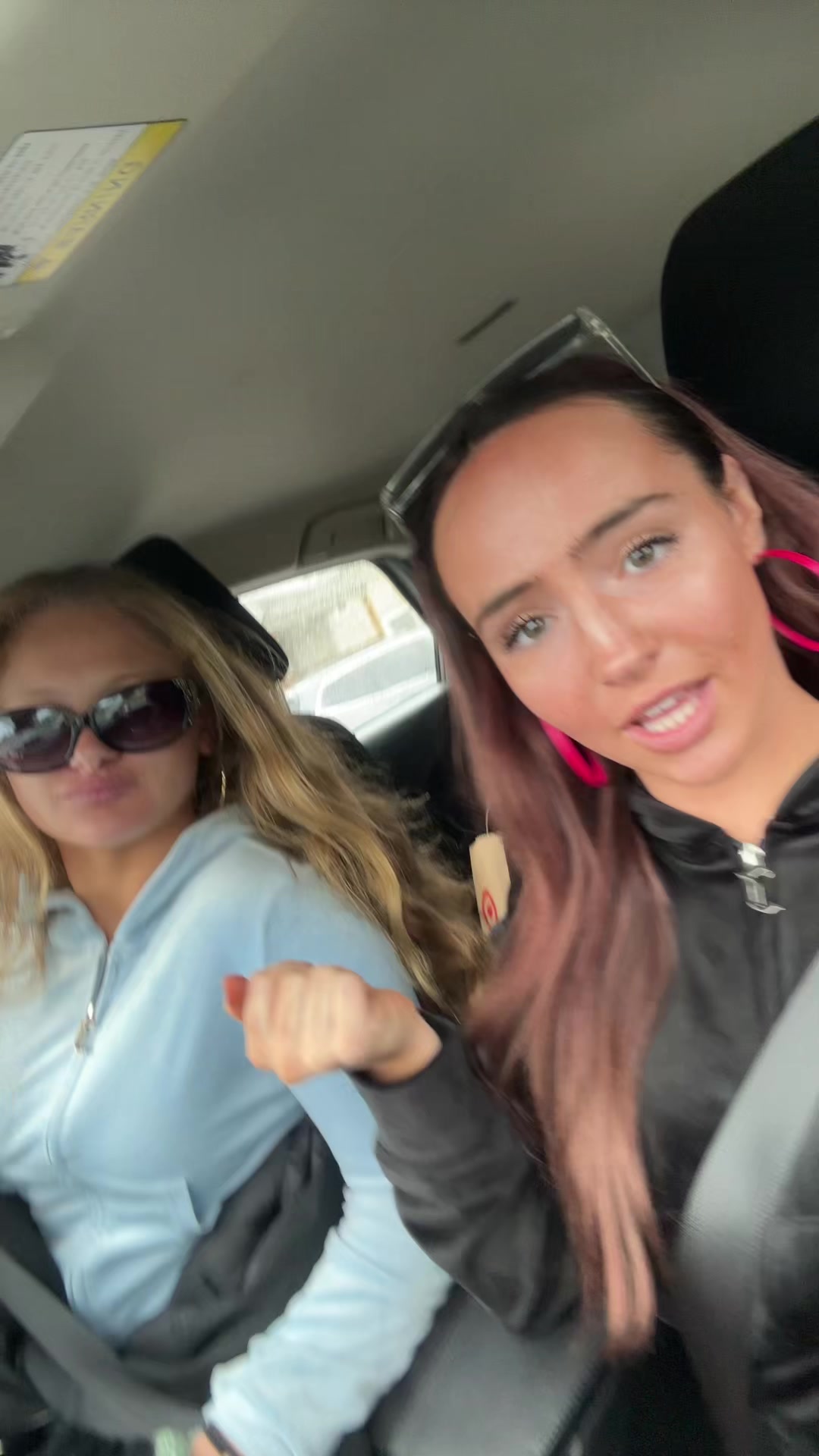 @thatfrecklegirlleah