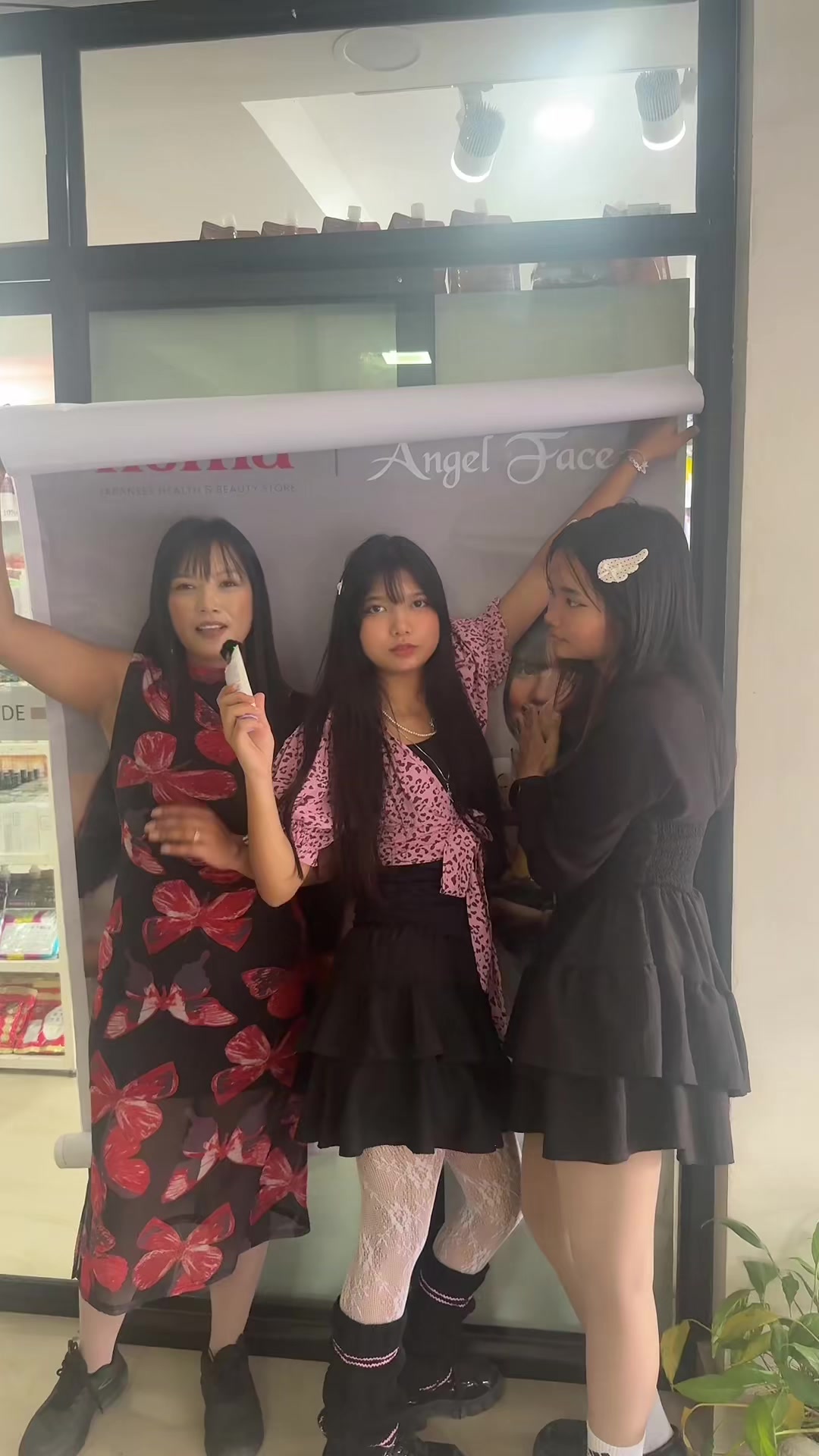 @AngelFace🧚♀️