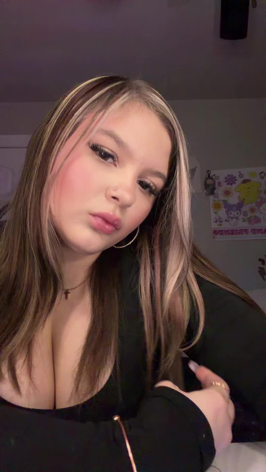 @Raelynnnnnn 💋🙈🌺