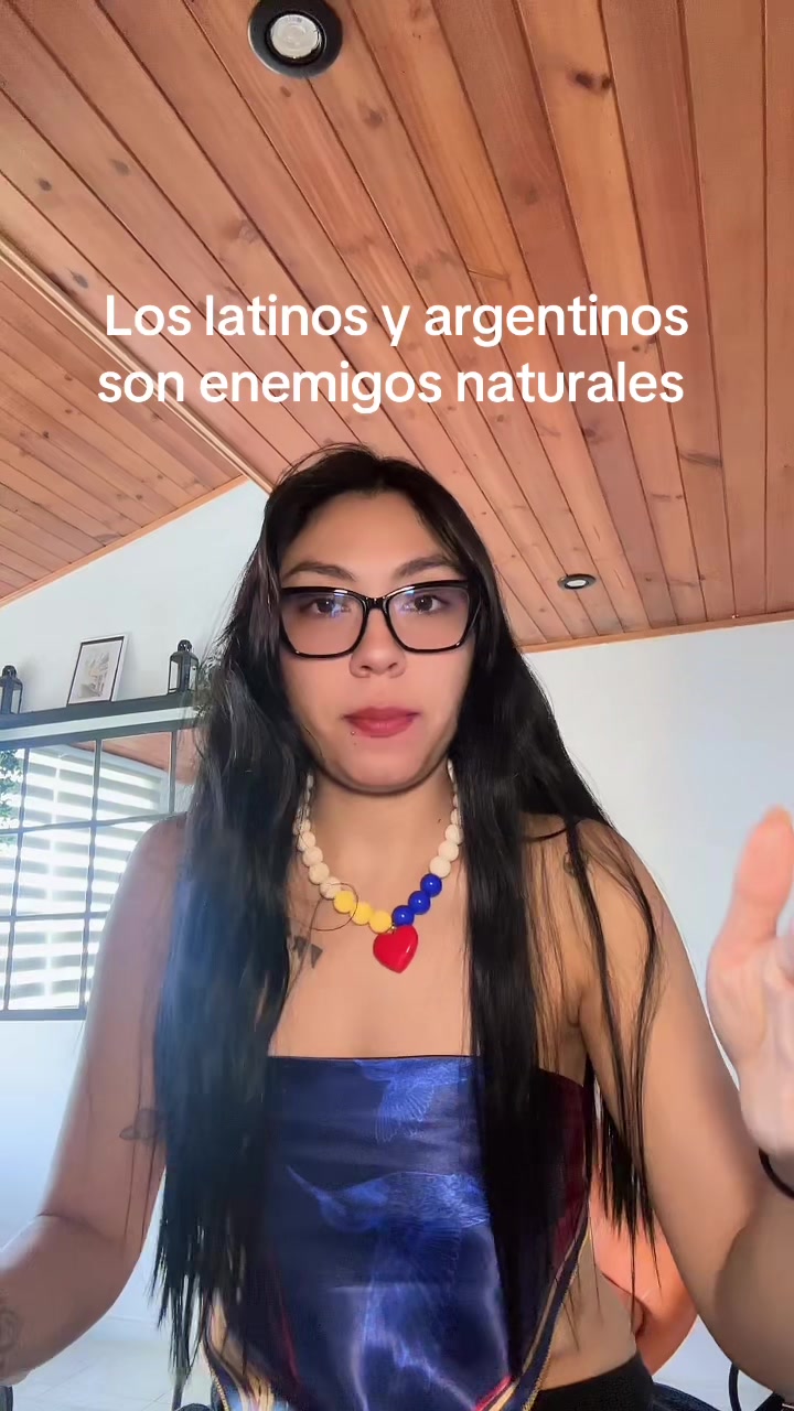 @CAROLINA ✨