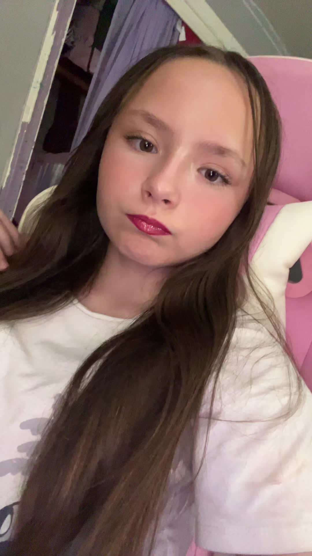 @🎸🍓🎀 EILZA sea gf🎀🌸🥎