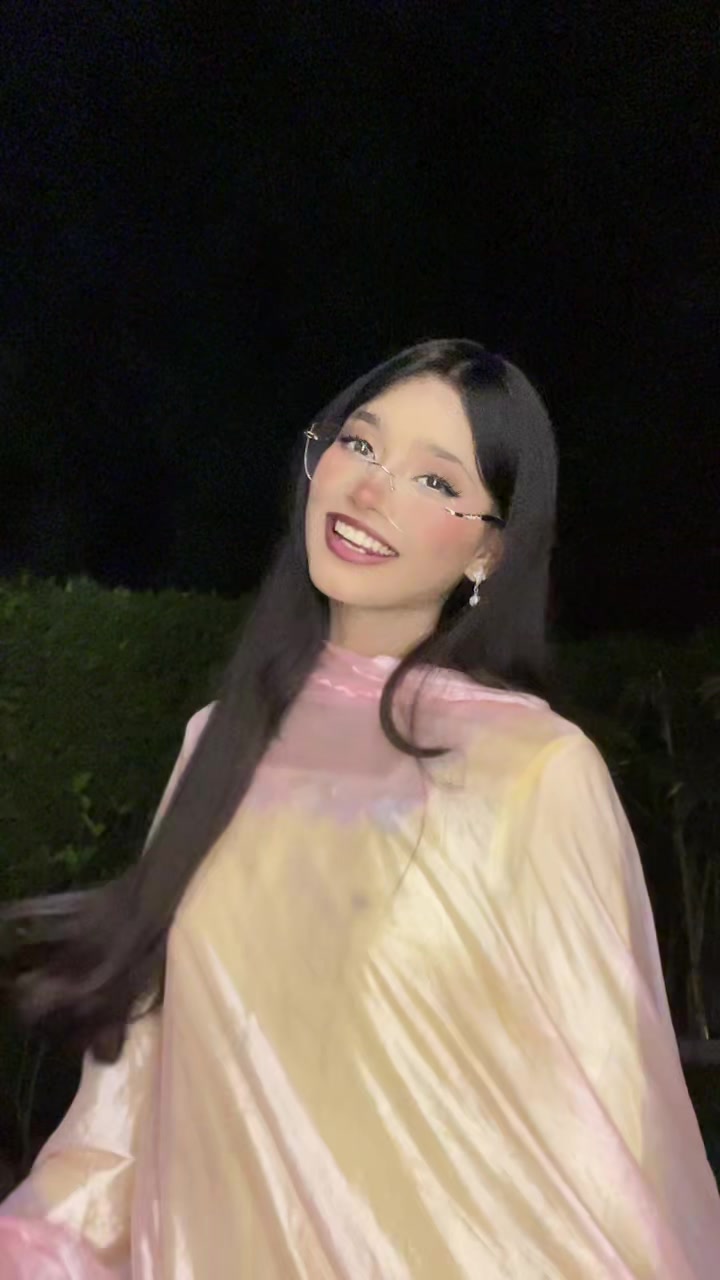 @️