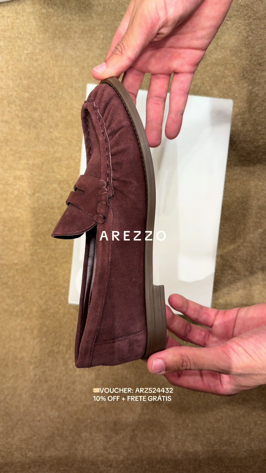 @Dennis Arezzo| ARZ524432