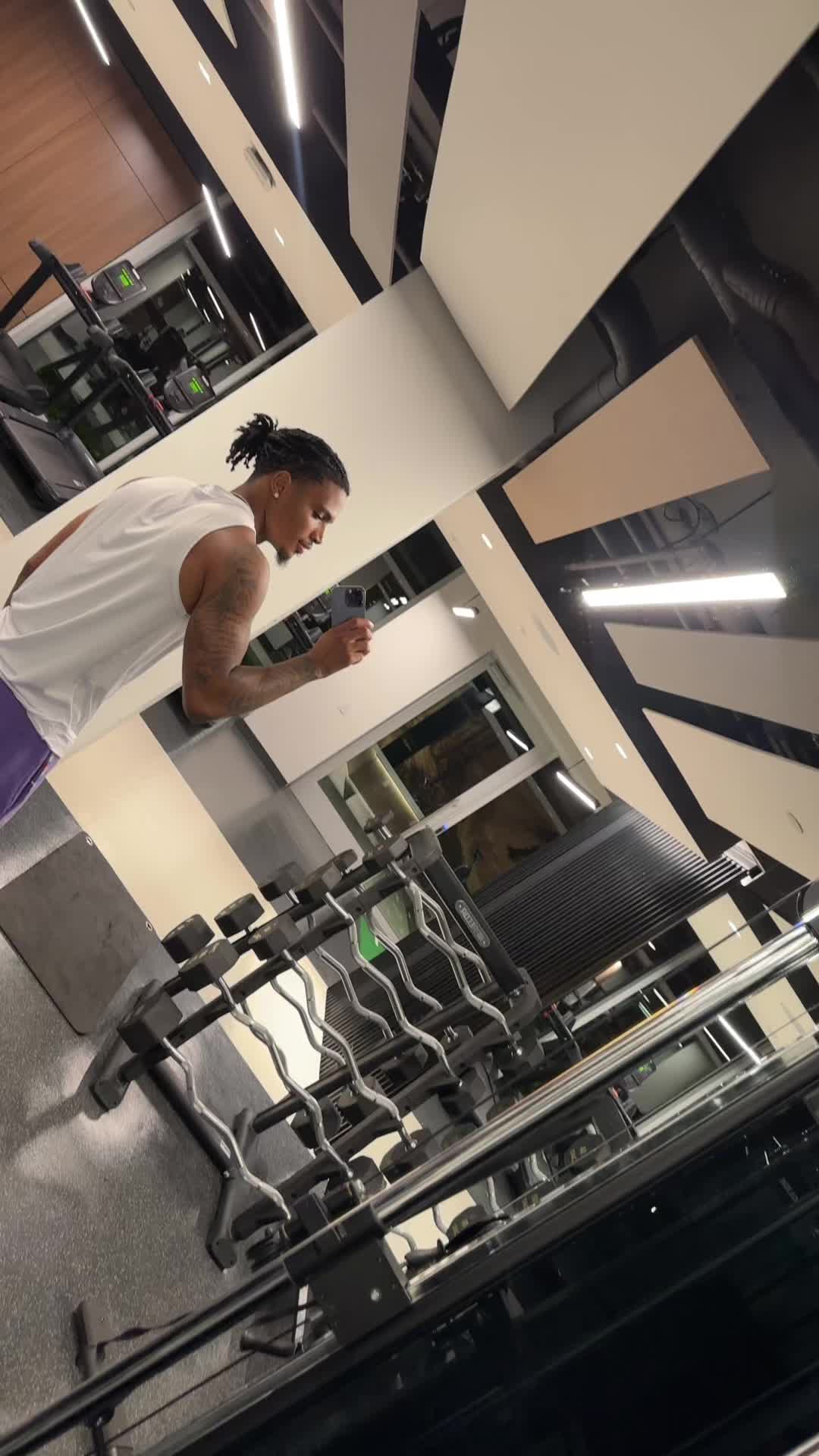 @Twinnio