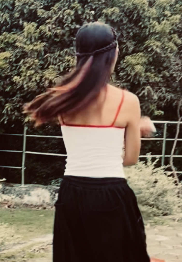 @MOON🌙💁♀️