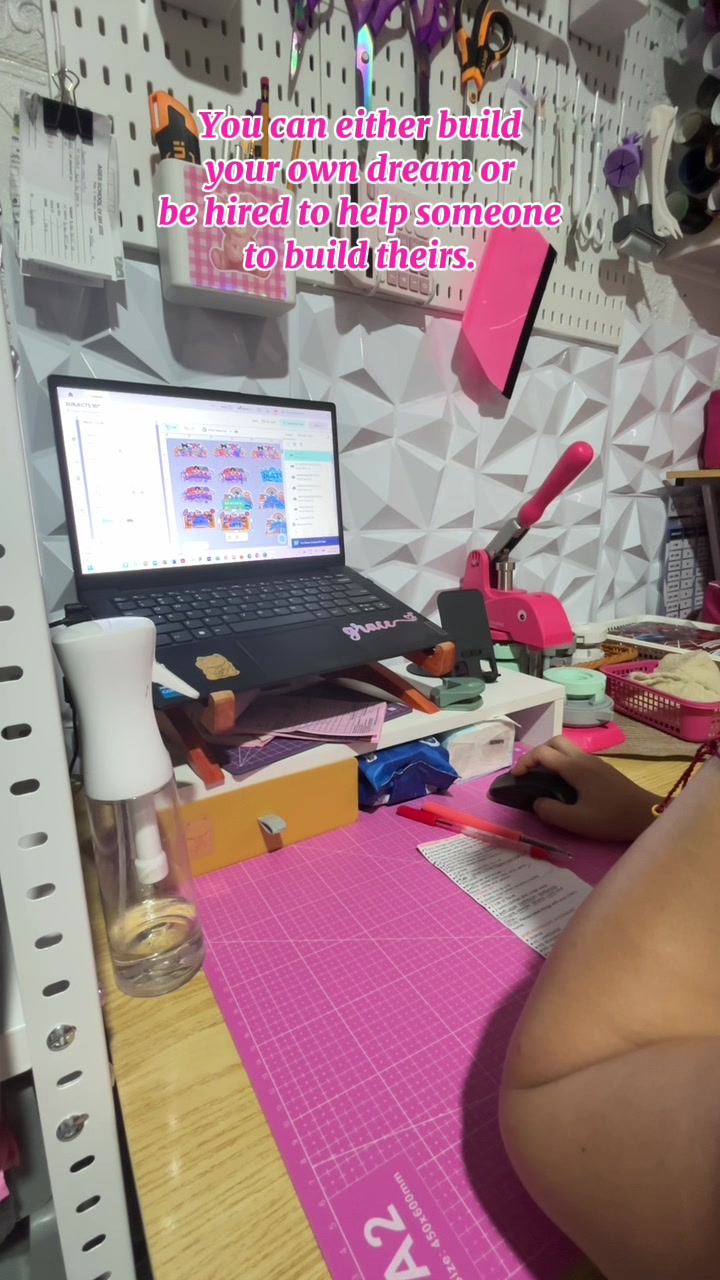 @FB: MC Prints & Crafts