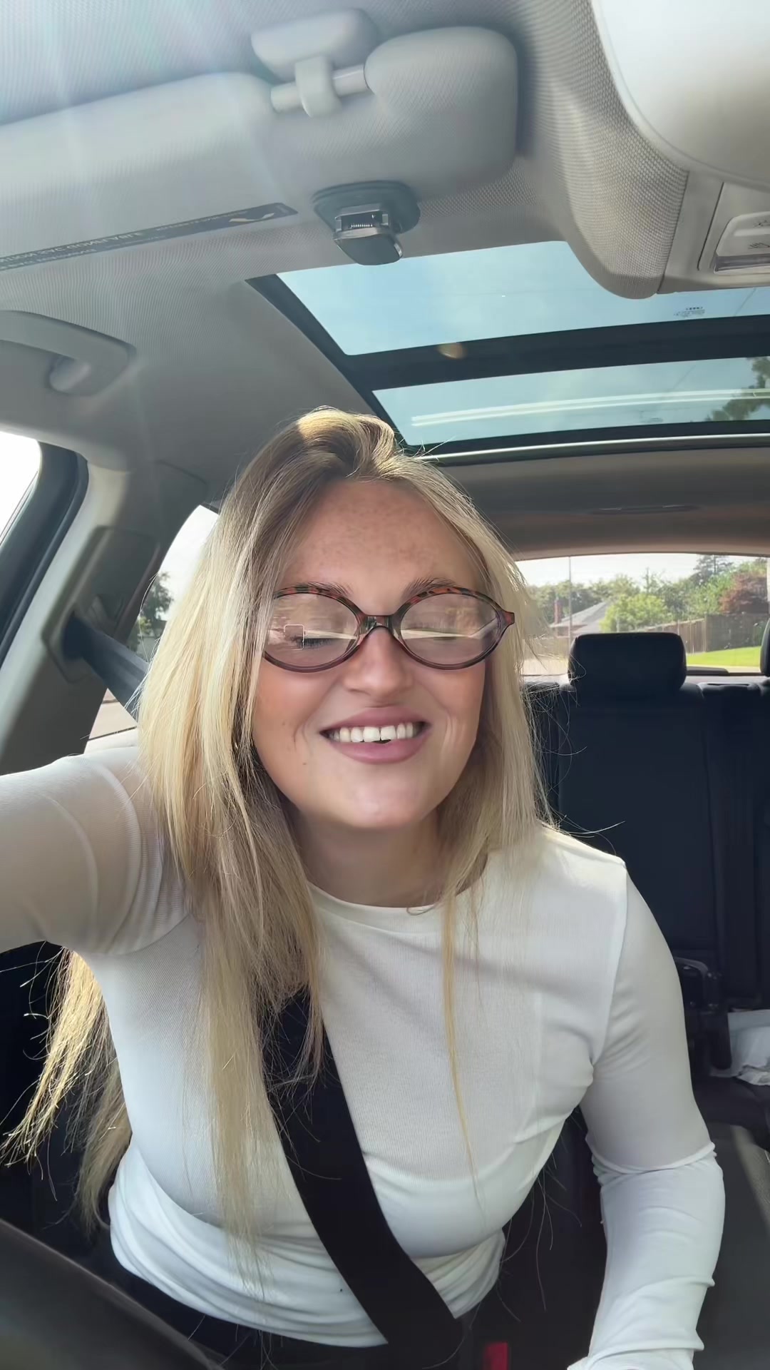 @dumbblondediary