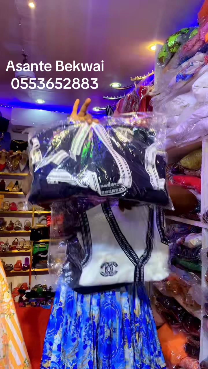 @Abi’s Luxury collection👠👗👜