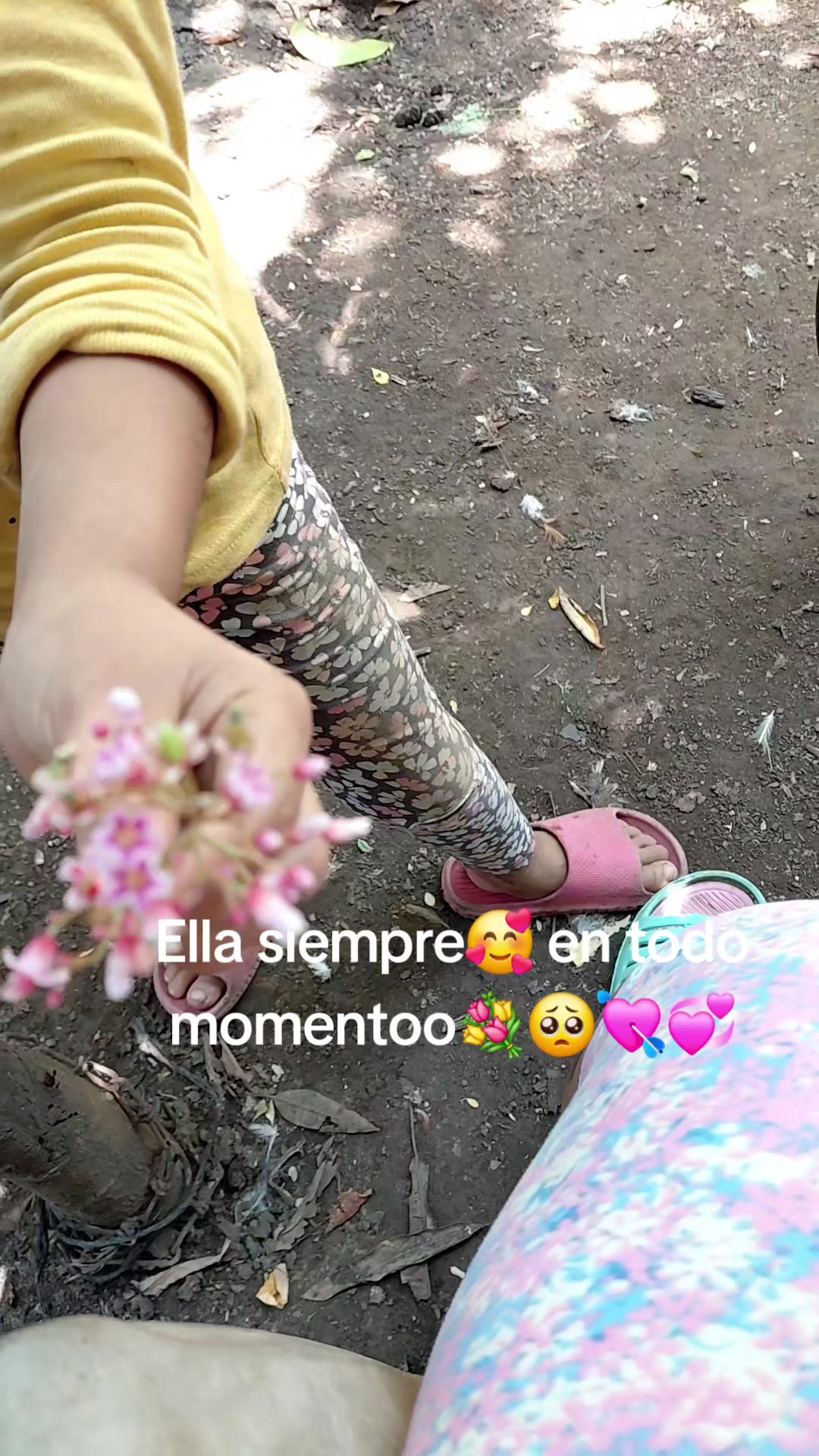 @Mam&aacute; de Mona🙉 y Rosita🌹
