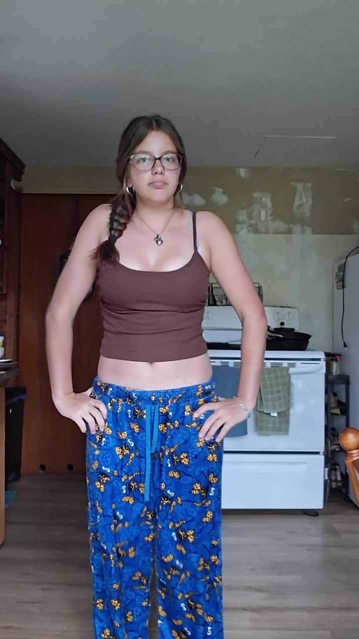 @???