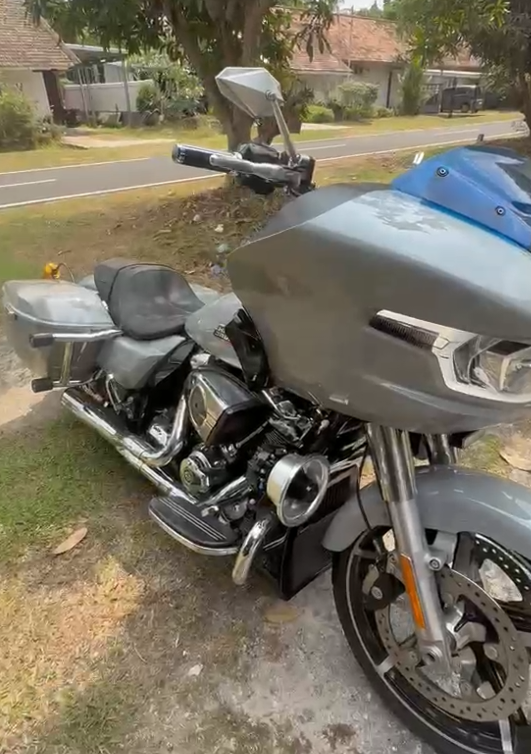 @99bigbike_garage