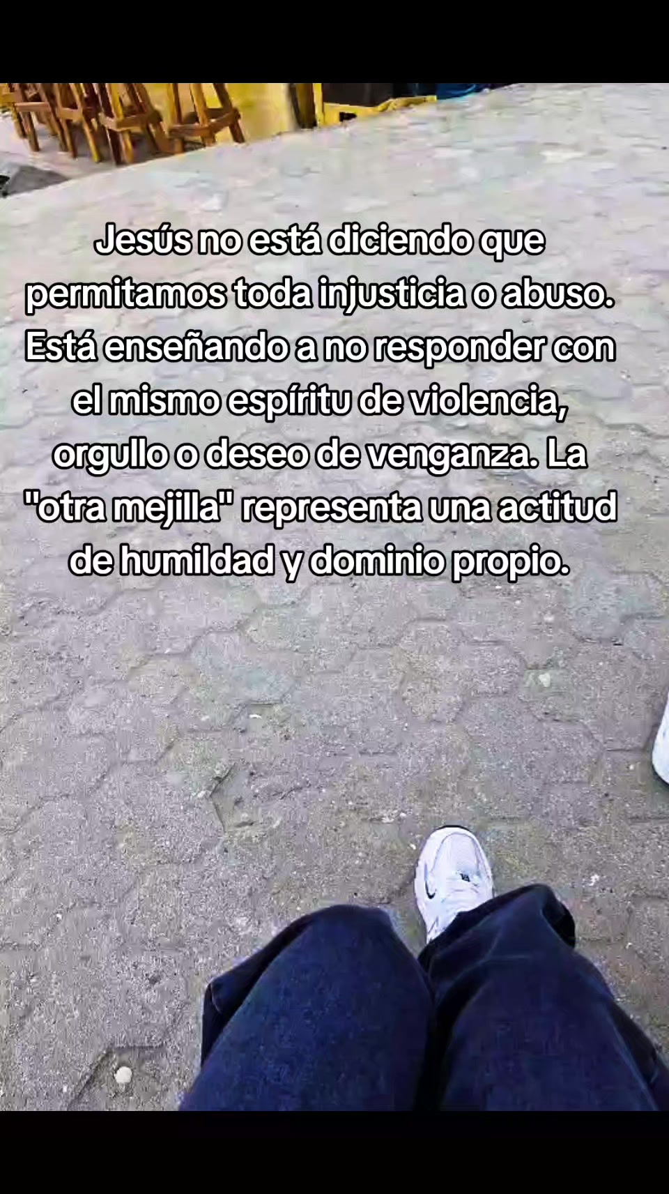 @🦋