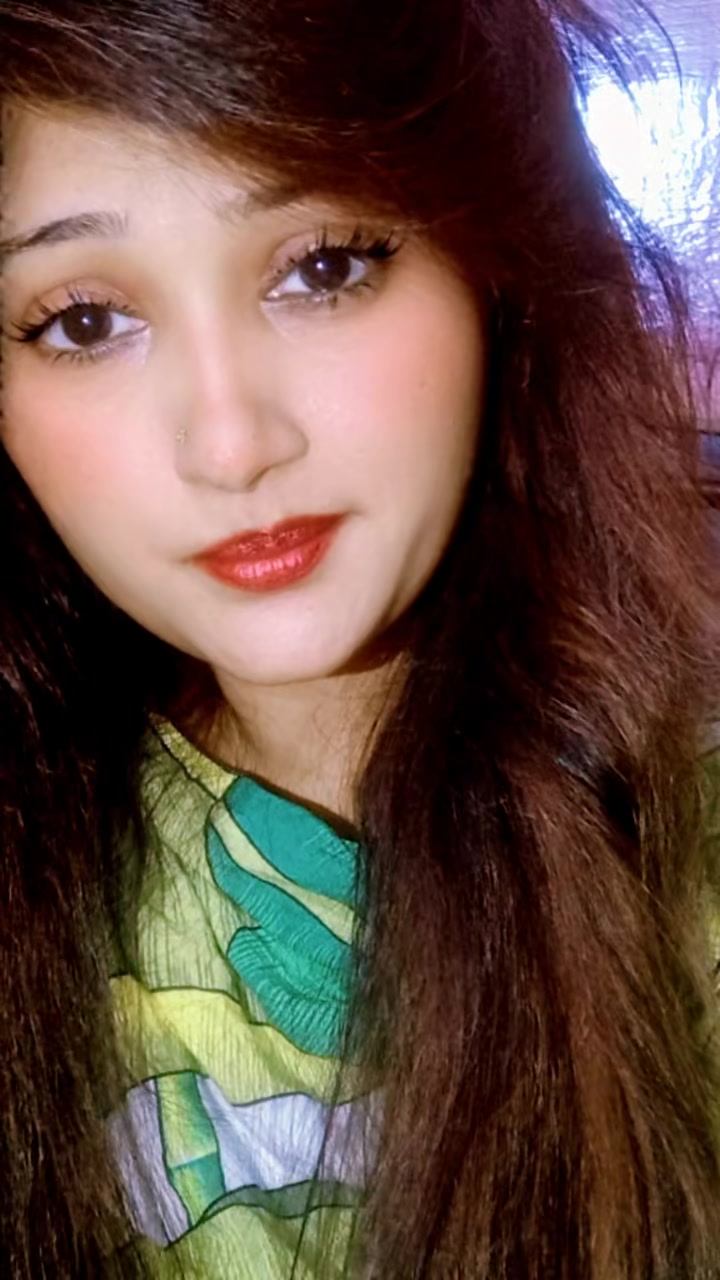@✷🦋MISS◕❥◕KOMAL🦋✷