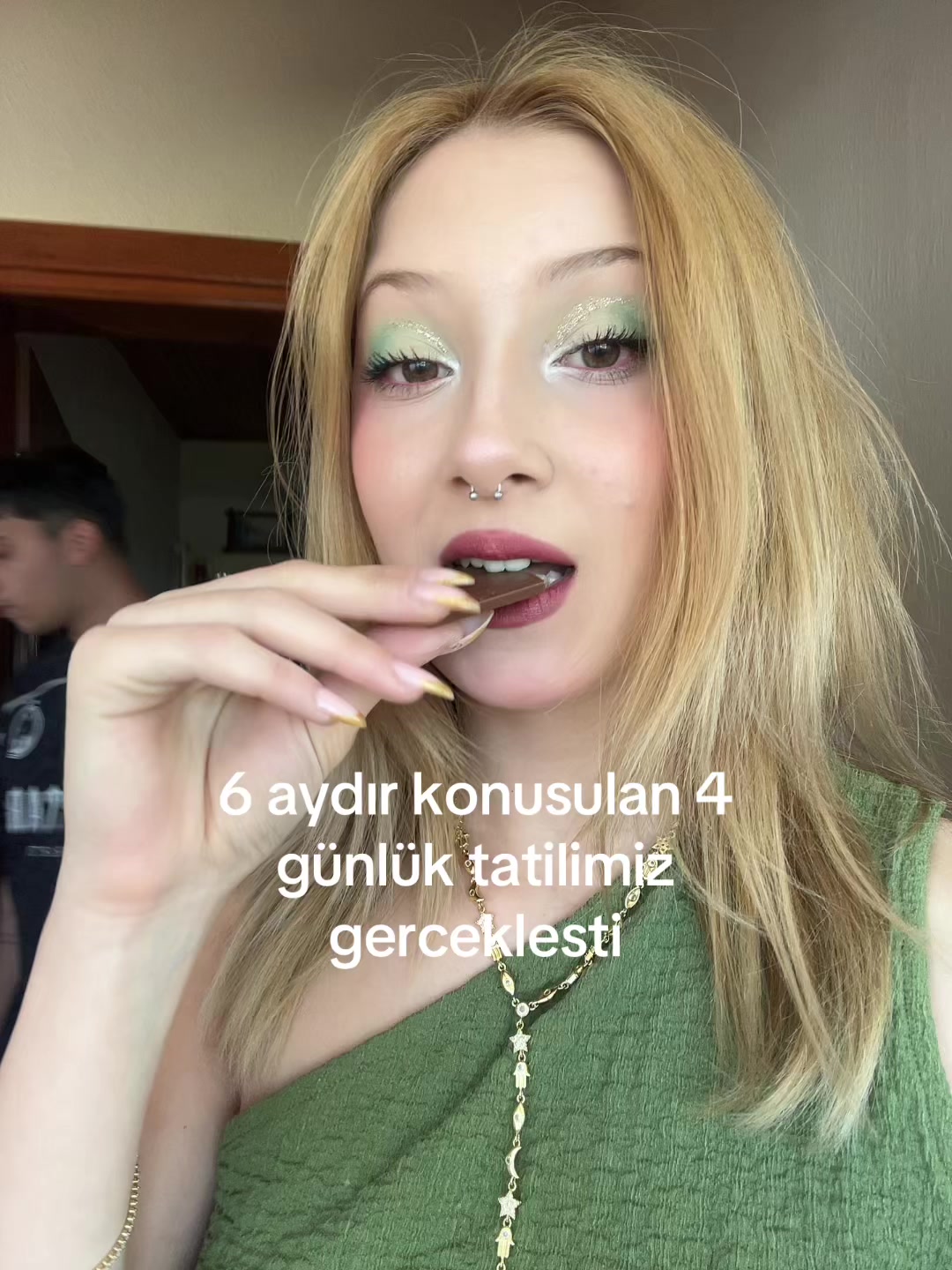 @Aisu