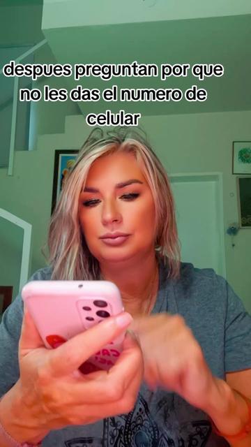 @perlaleonina