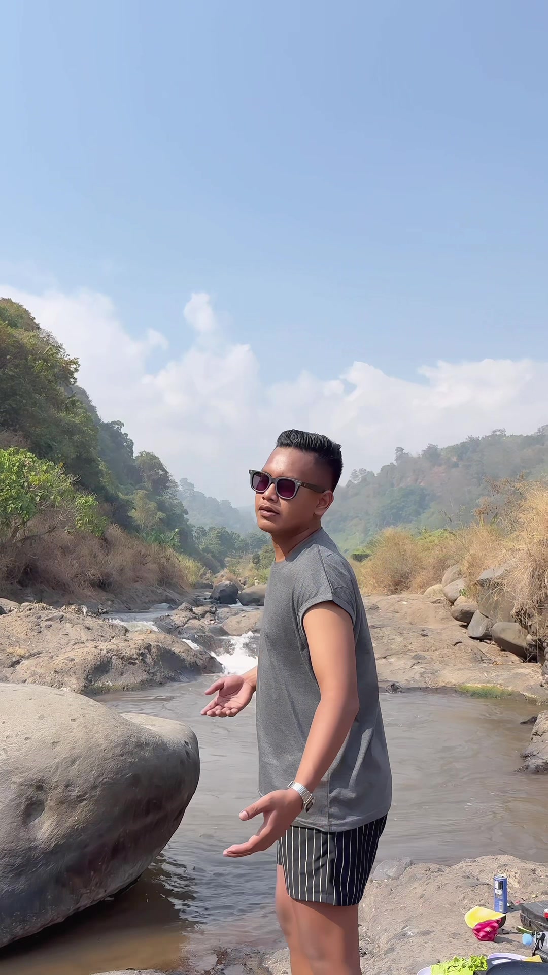 @Rioo