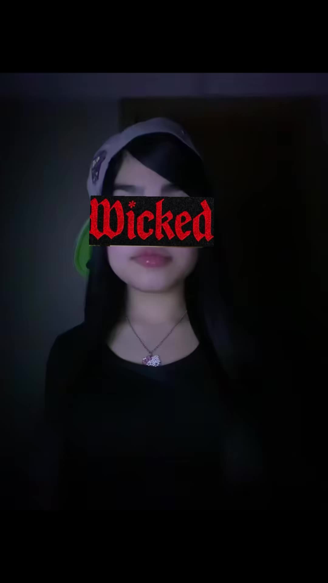 @𝐬𝐨𝐟𝐢𝐚💘