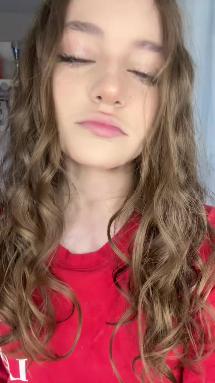 @evivuuvv
