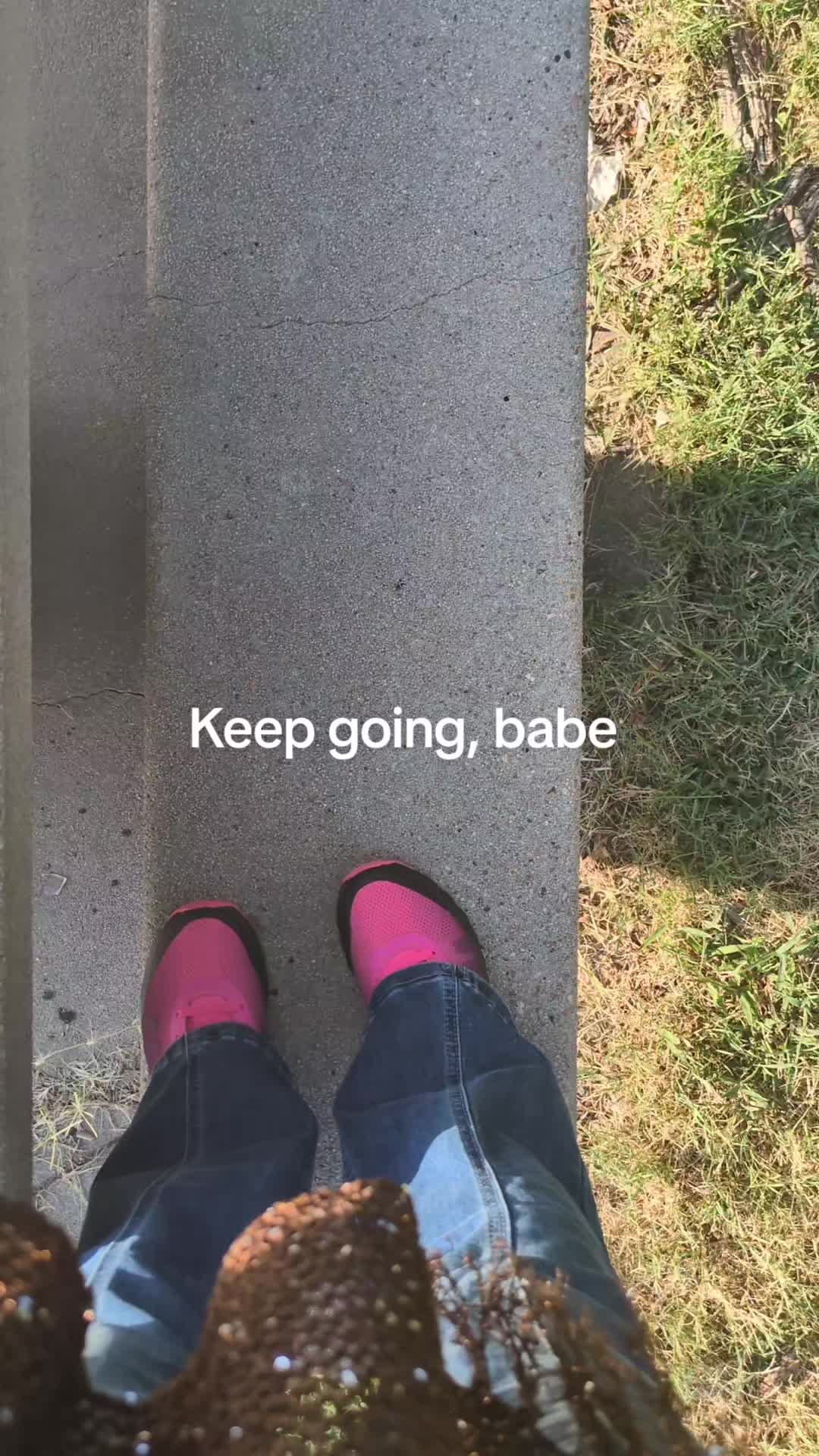 @BurgerK&iuml;ng🍔F&ocirc;otLettuce🦶🥬🌈