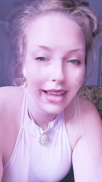 @SexySmokinJo