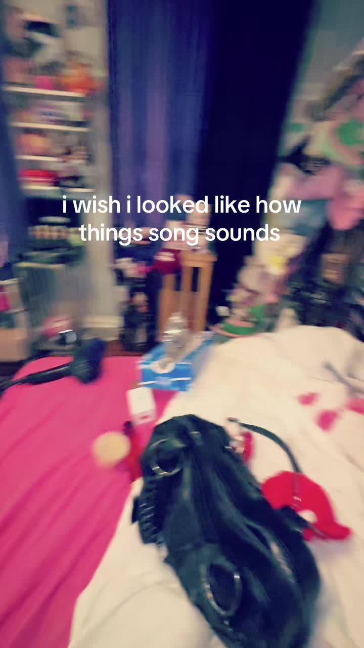 @mshellolitty