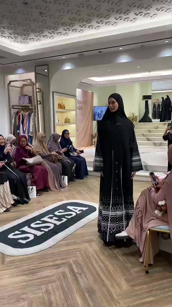 @CMgalleryfashion