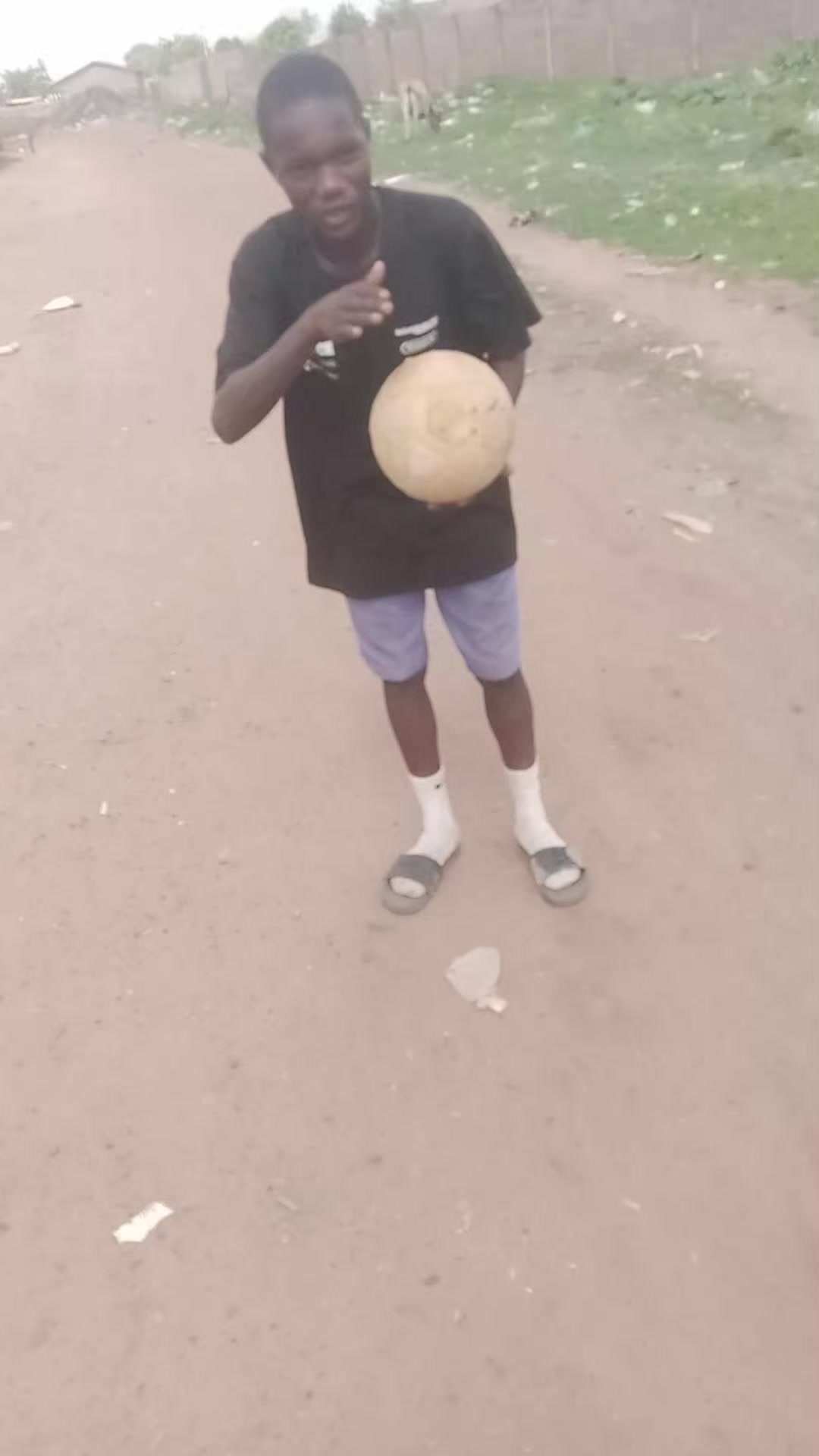 @Messi Tallideing 🧠⚽☠️🇬🇲❤️