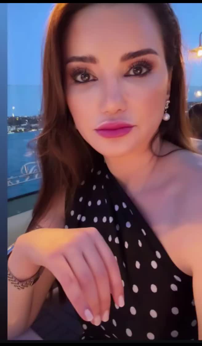@KM