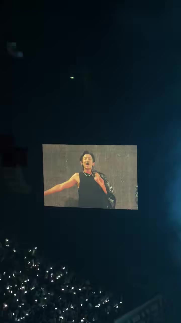 @🤸