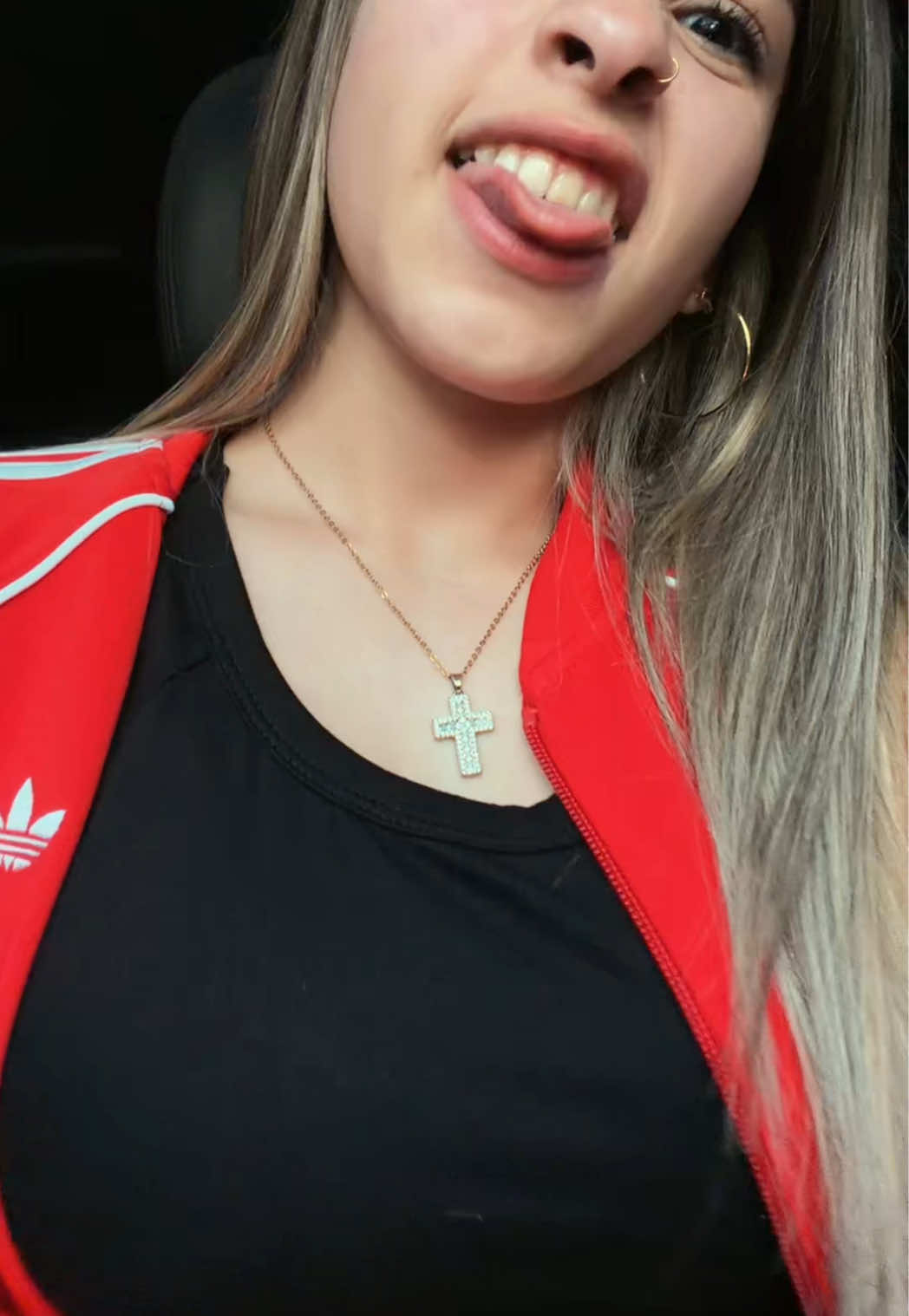 @𝒜𝑔𝓊𝓈𝓈