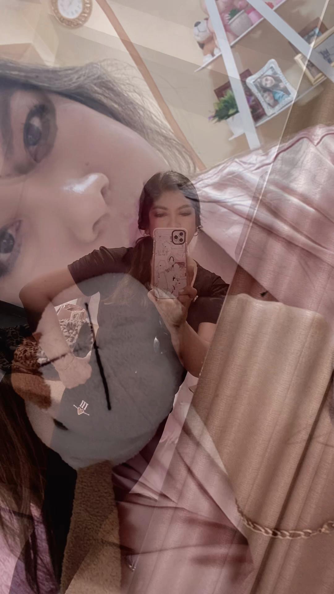 @𝓙𝓸𝓱𝓪𝓷𝓷𝓪 𝓶𝓲𝓵𝓵𝔂