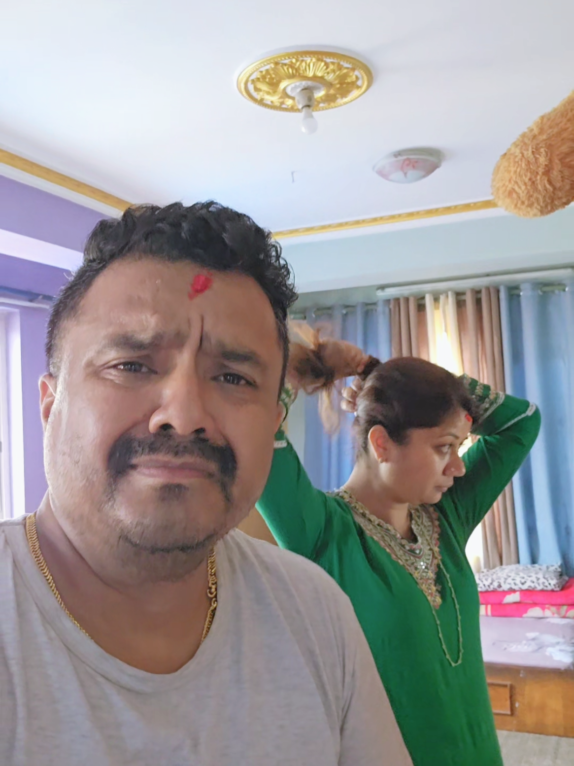 @Anups Vlogs