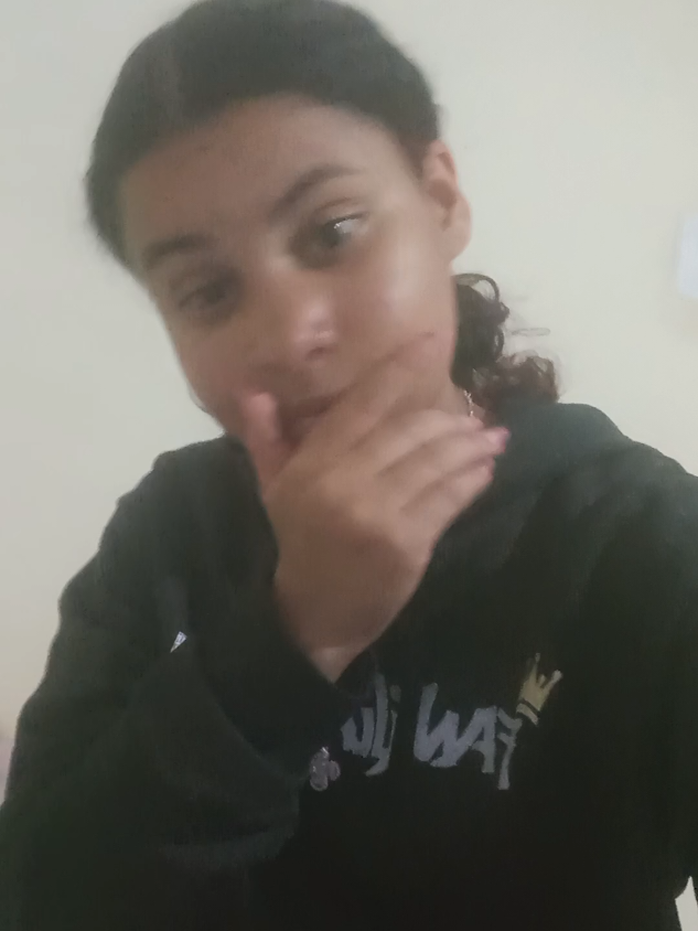 @Paola Caroline