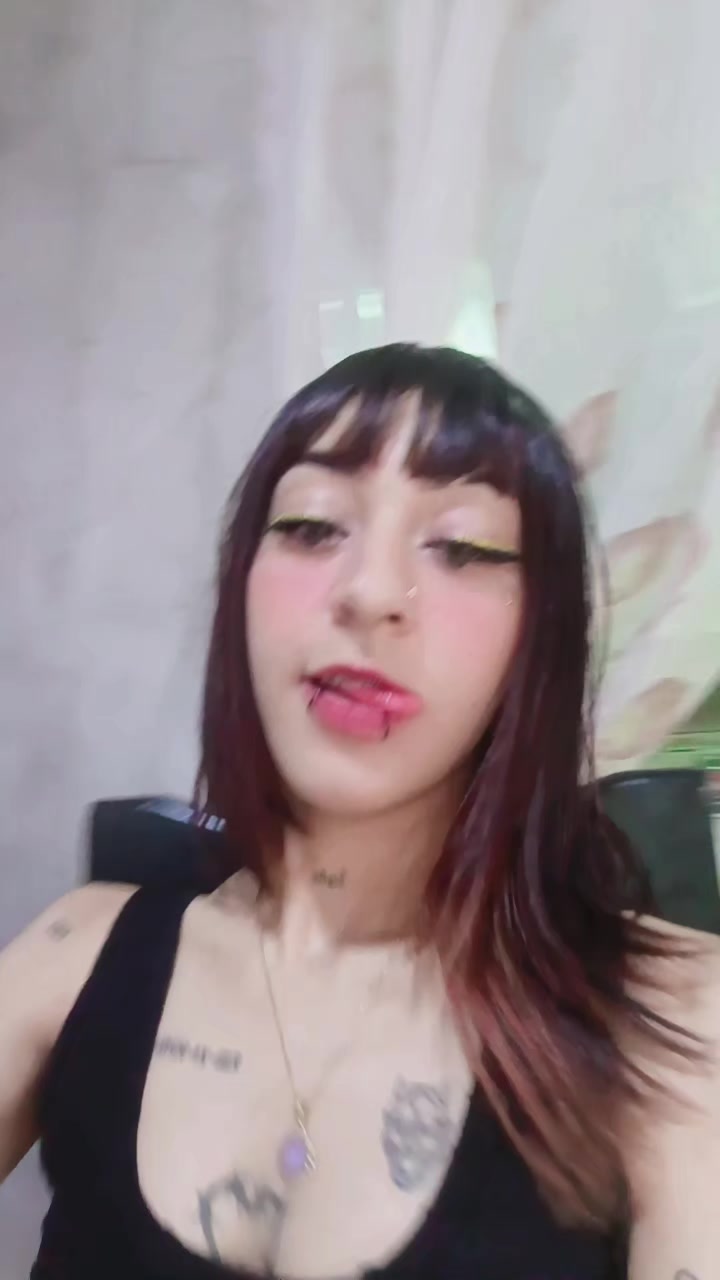 @Anniee💘