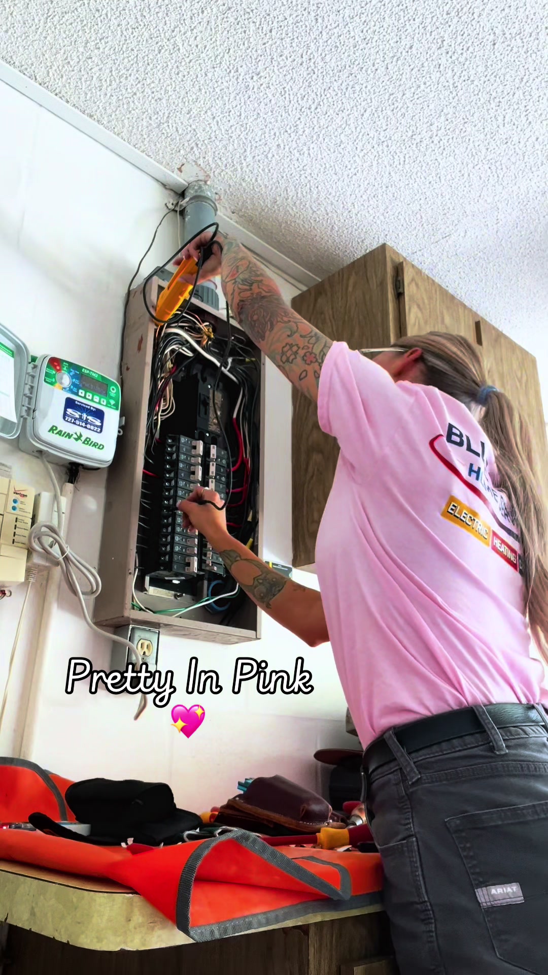 @That Electrician Chick