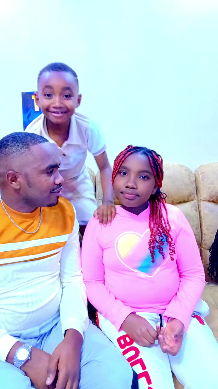 @mwangi ..single father 💪