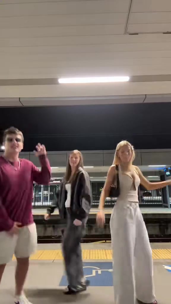 @notlilybreen