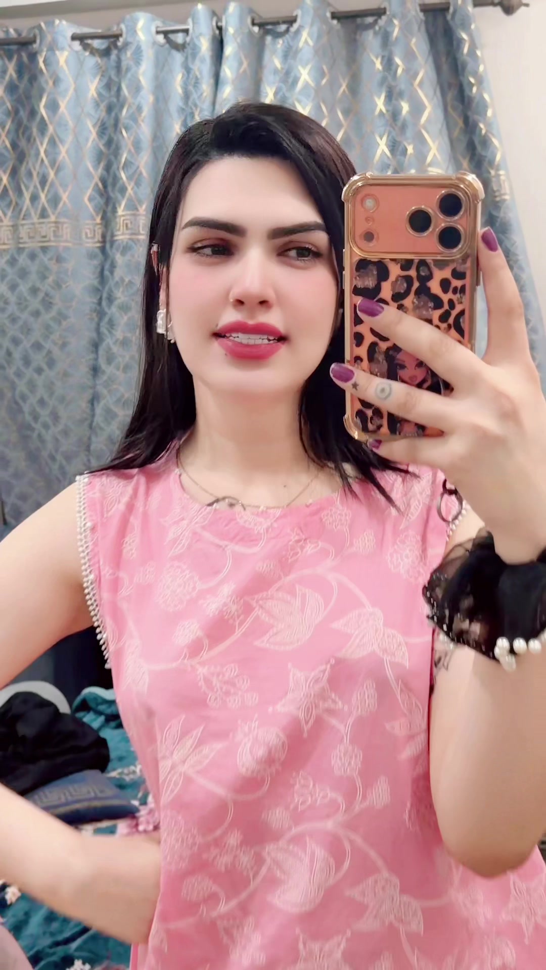 @The Fashion Queen GuLLaL