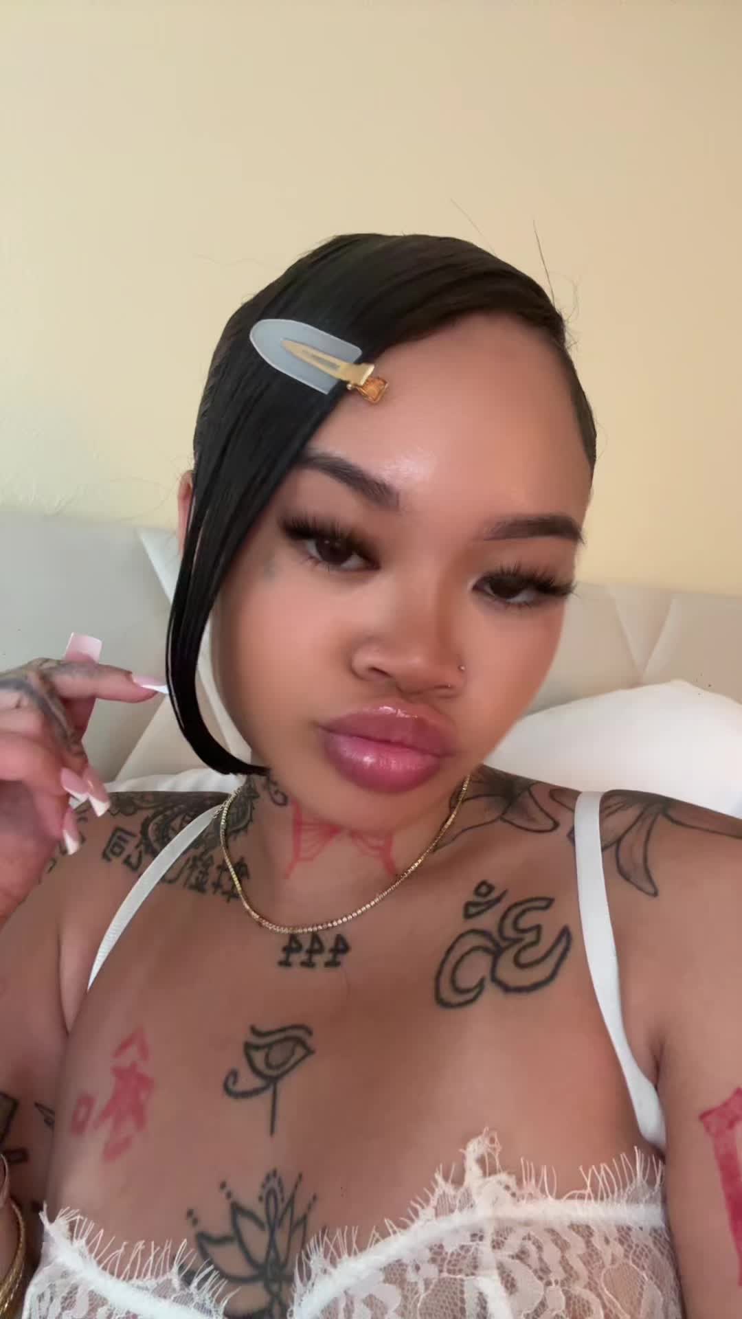@Angela