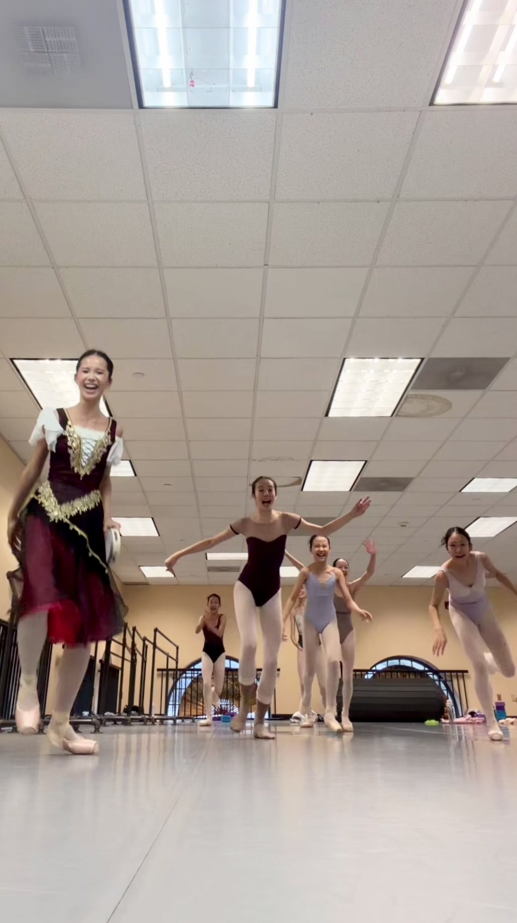 @chloe the ballerina โ. ๐ ห