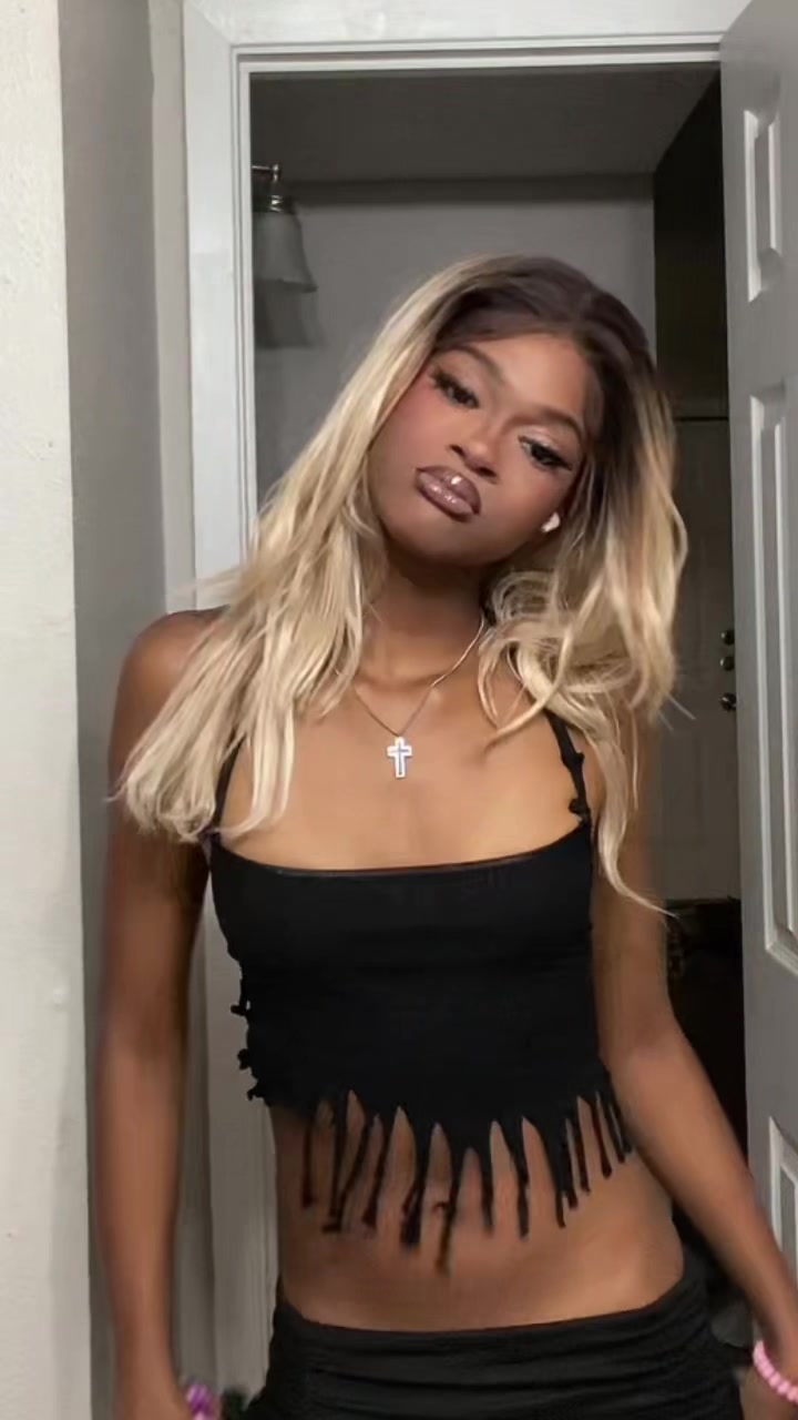 @LariahDeanne