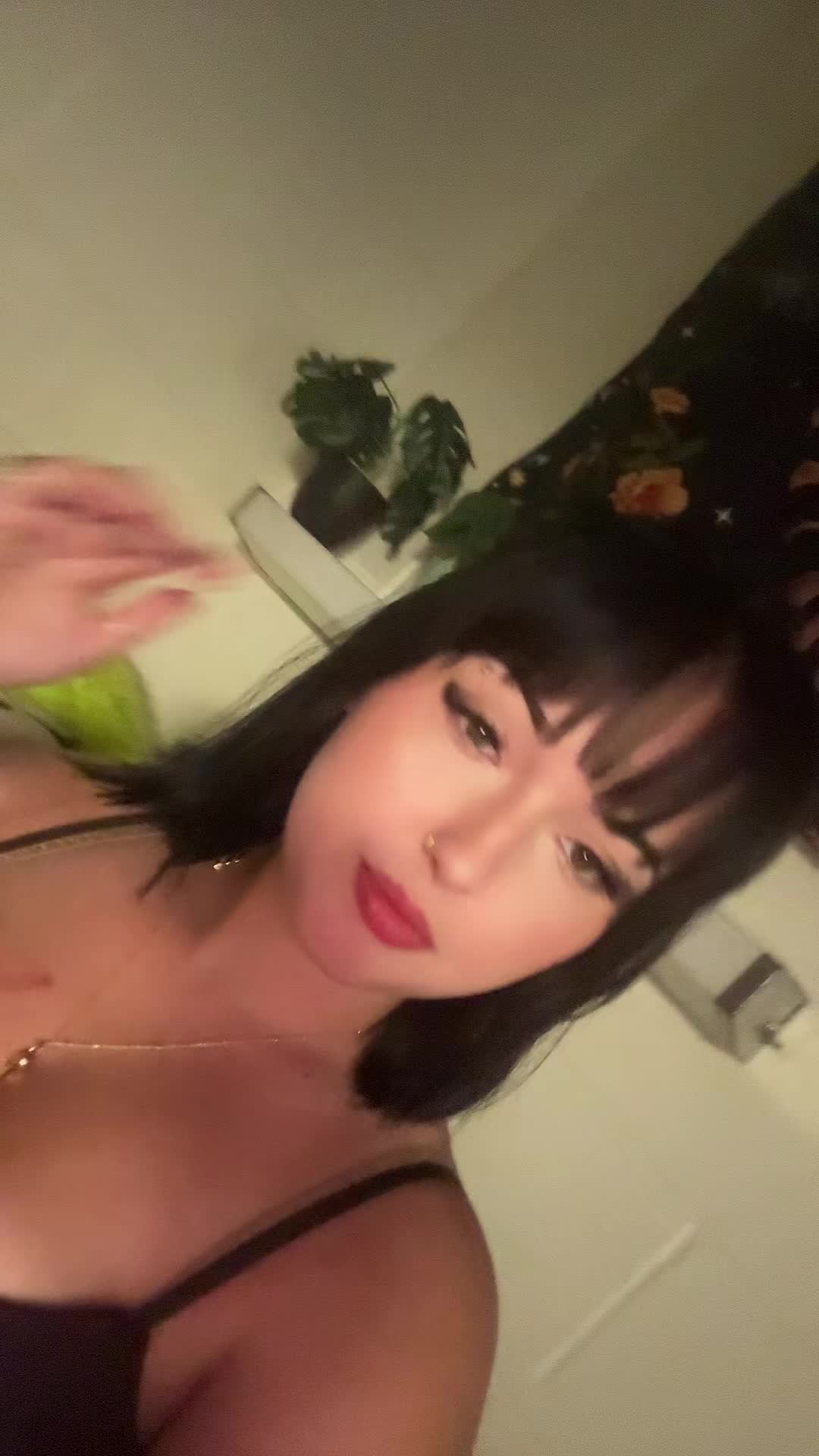 @shayla_dow