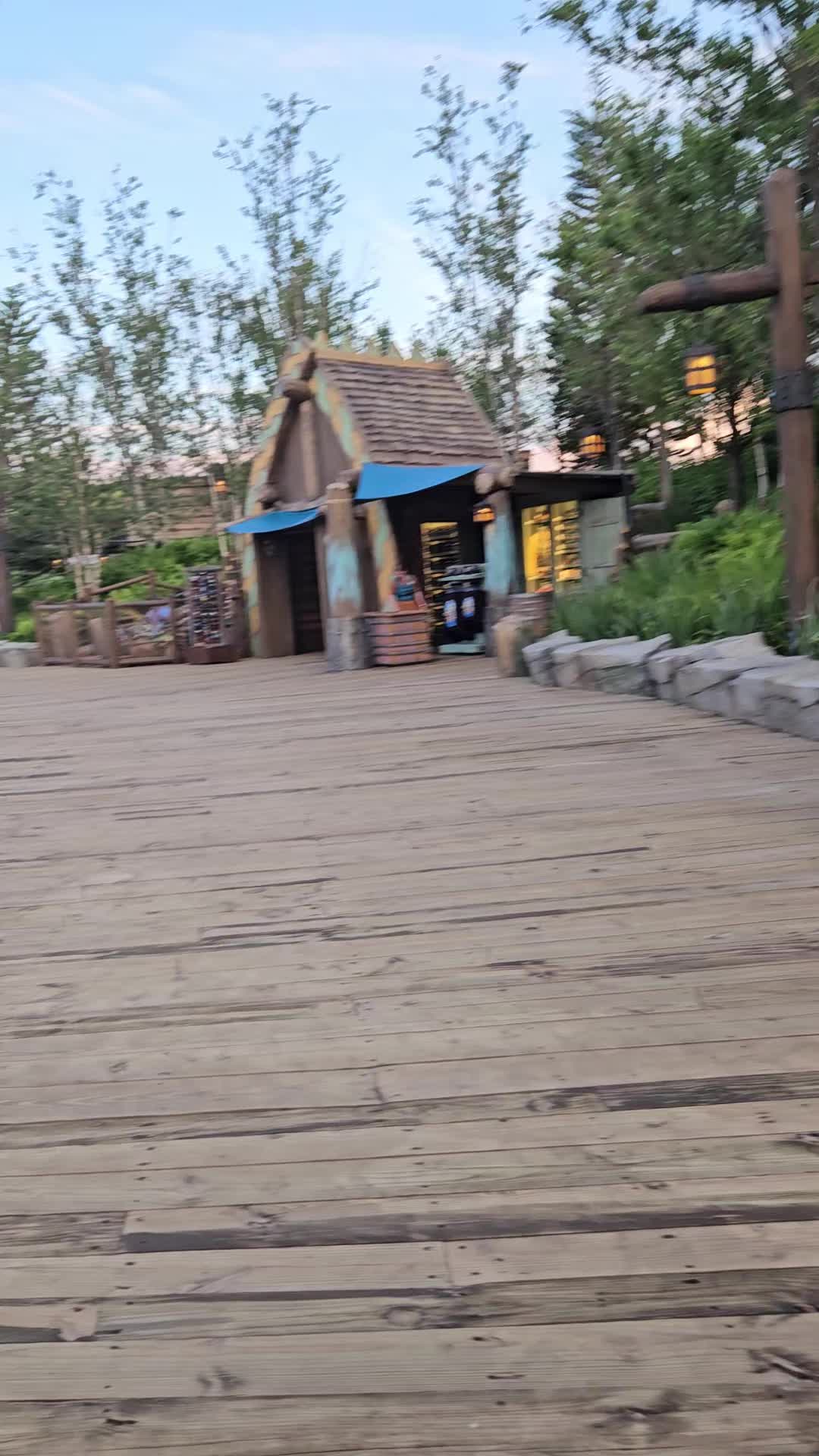 @explora