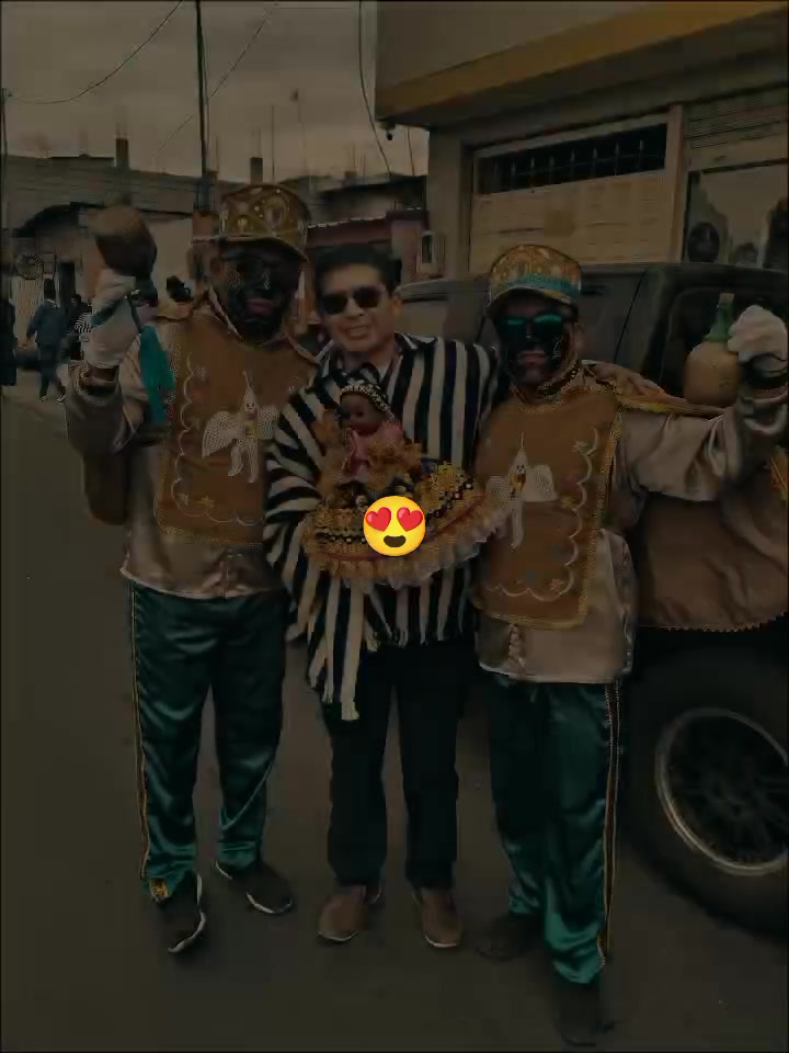 @Nando.👮🏻♂️💙🇪🇨