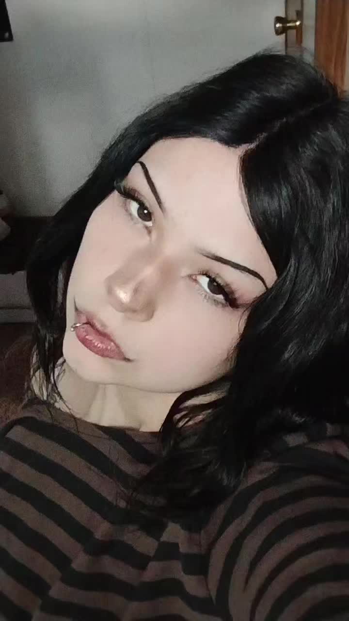@๐๐๐๐ข๐๐ฃ