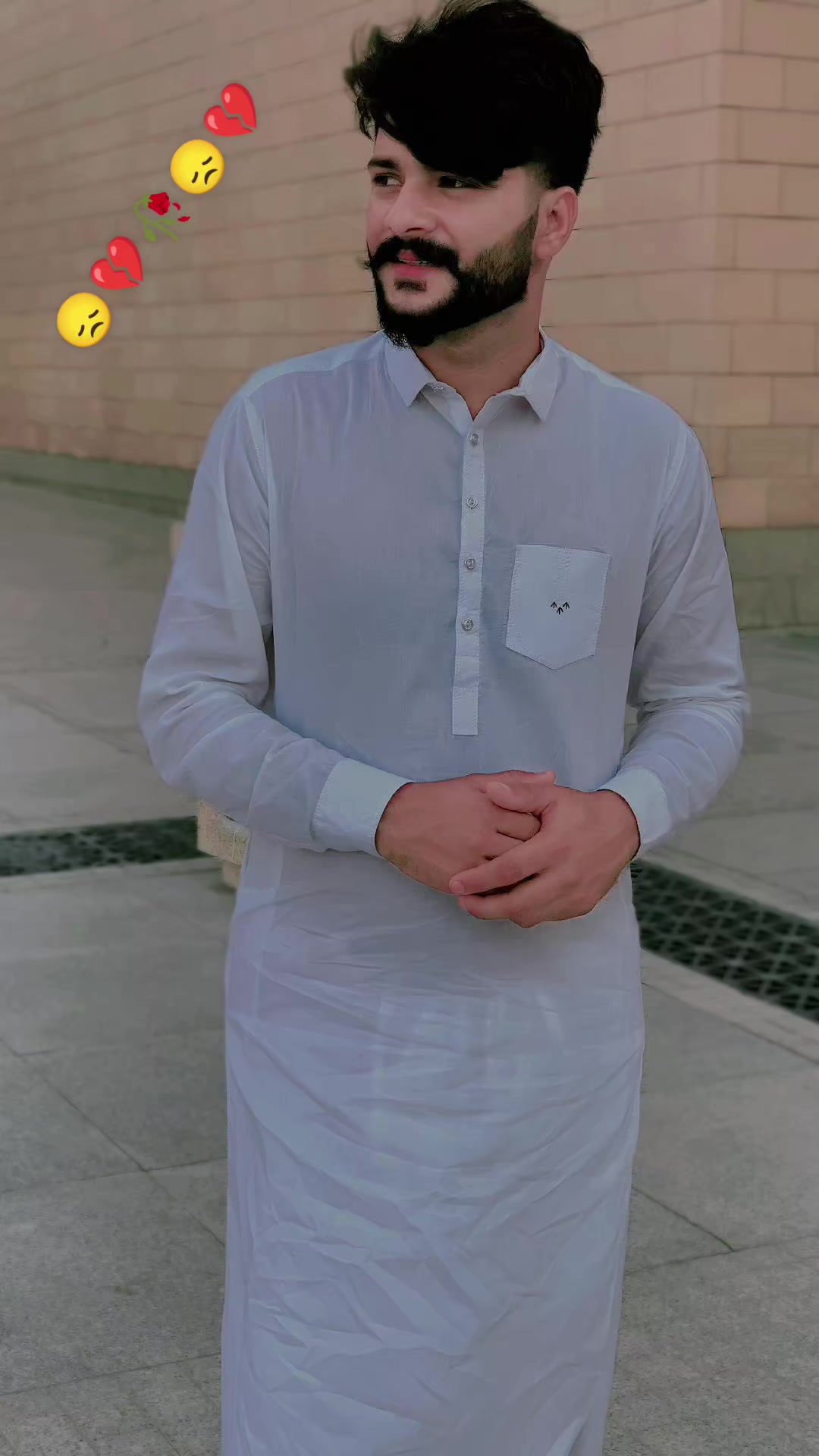 @زین علی 03426445142